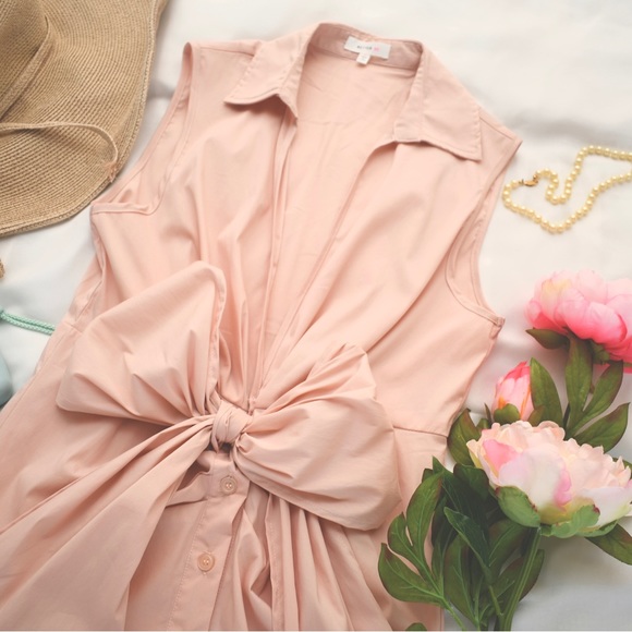 V-Neck Poplin Sleeveless Dress with Bow - Picture 3 of 5